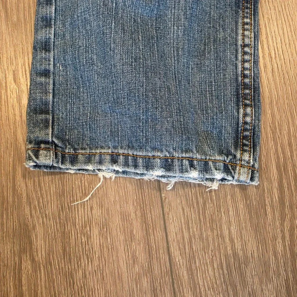 Levis levi 559